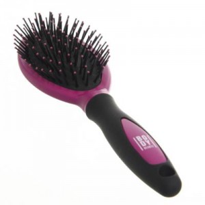 https://dev.bazari.fr/3029-thickbox/brosse-a-cheveux-rubber-tete-ovale.jpg