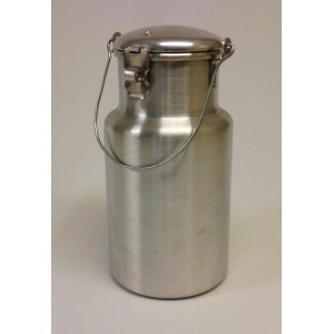 https://dev.bazari.fr/7172-thickbox/bidon-a-lait-alu-5-litres-en-aluminium-premier-prix.jpg