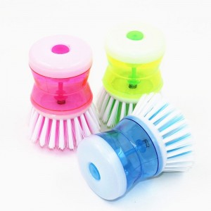 https://dev.bazari.fr/8751-thickbox/brosse-multiusage-avec-reservoir.jpg